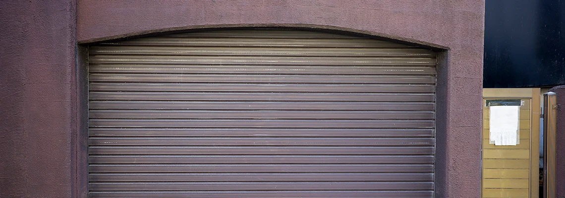 Fallen Garage Door Worn Rollers Replacement in Vaughan, Ontario